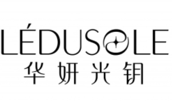 蓝光伤害知多少？华妍光钥抗蓝光专利，让肌肤远离光老化危机！